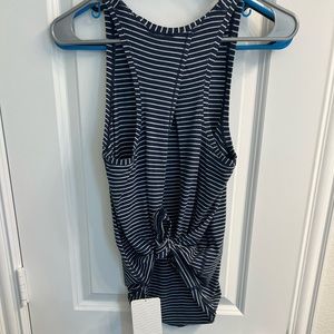 Lululemon tank top